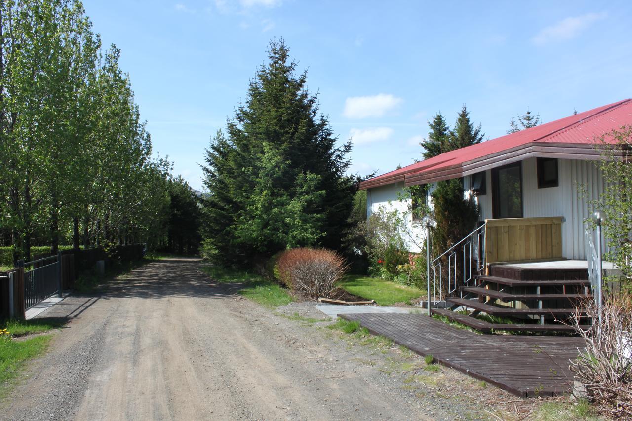 Brekkugerdi Guesthouse Laugaras Kültér fotó